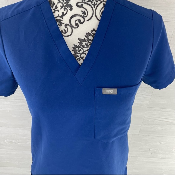 Figs Catarina One-Pocket Scrub Top - Picture 3 of 9